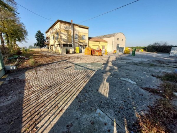 locale commerciale in vendita a Gazzo Veronese