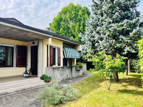 casa indipendente in vendita a Gazzo Veronese in zona Correzzo