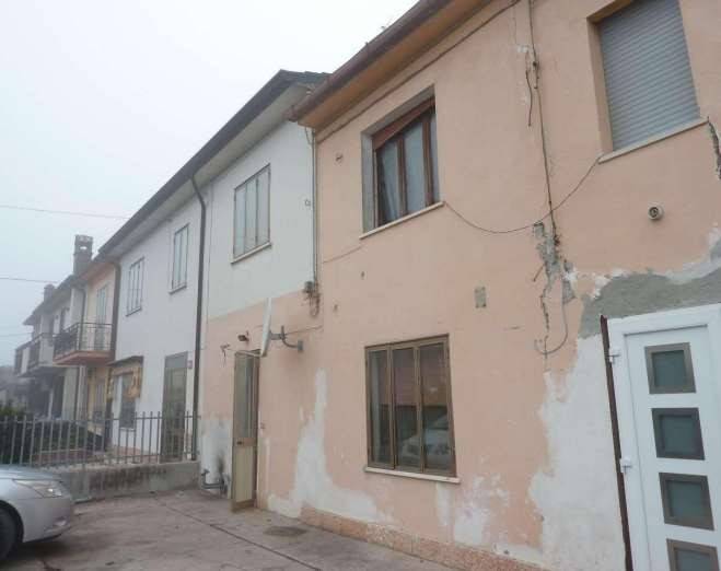 casa indipendente in vendita a Gazzo Veronese in zona Maccacari