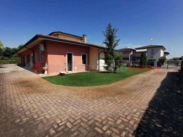 casa indipendente in vendita a Gazzo Veronese in zona Maccacari