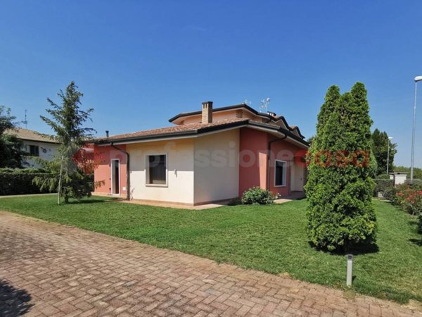 casa indipendente in vendita a Gazzo Veronese in zona Maccacari