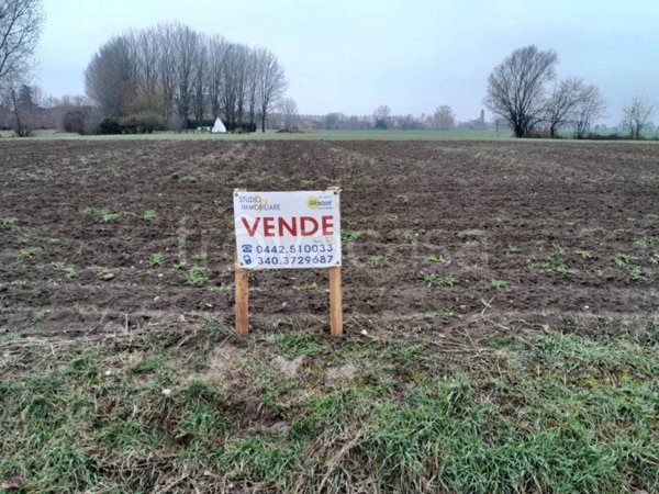 terreno agricolo in vendita a Gazzo Veronese in zona Correzzo