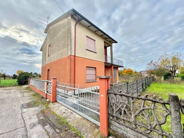 appartamento in vendita a Gazzo Veronese in zona Roncanova