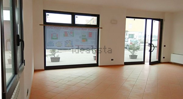 ufficio in vendita a Gazzo Veronese in zona Roncanova