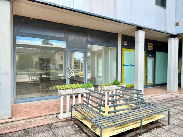 negozio in vendita a Gazzo Veronese in zona Roncanova