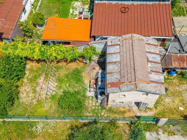 appartamento in vendita a Grezzana in zona Azzago