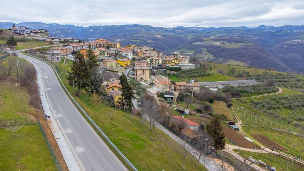 terreno edificabile in vendita a Grezzana in zona Alcenago
