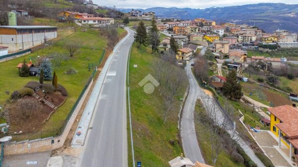 terreno edificabile in vendita a Grezzana in zona Alcenago