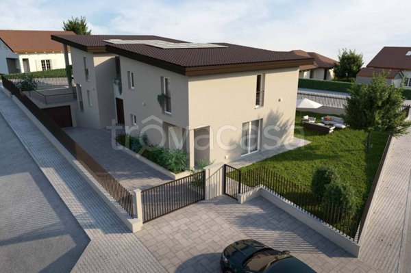 casa indipendente in vendita a Grezzana