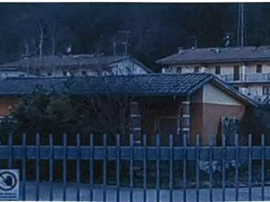 capannone in vendita a Grezzana in zona Lugo