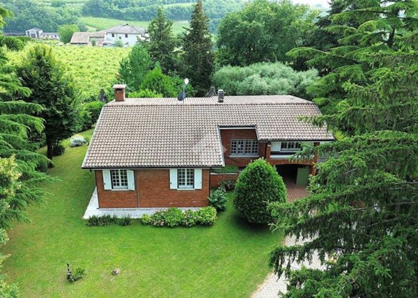 casa indipendente in vendita a Grezzana