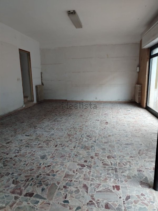 negozio in vendita a Grezzana in zona Lugo