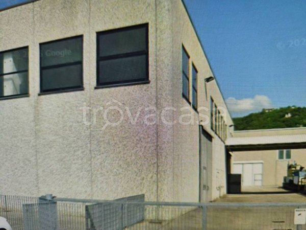 locale commerciale in vendita a Grezzana