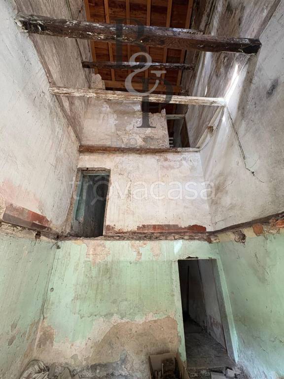 casa indipendente in vendita a Grezzana