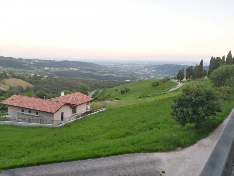terreno agricolo in vendita a Grezzana in zona Rosaro