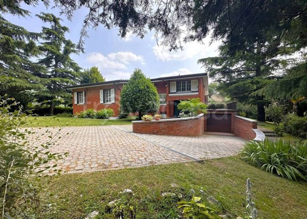 casa indipendente in vendita a Grezzana