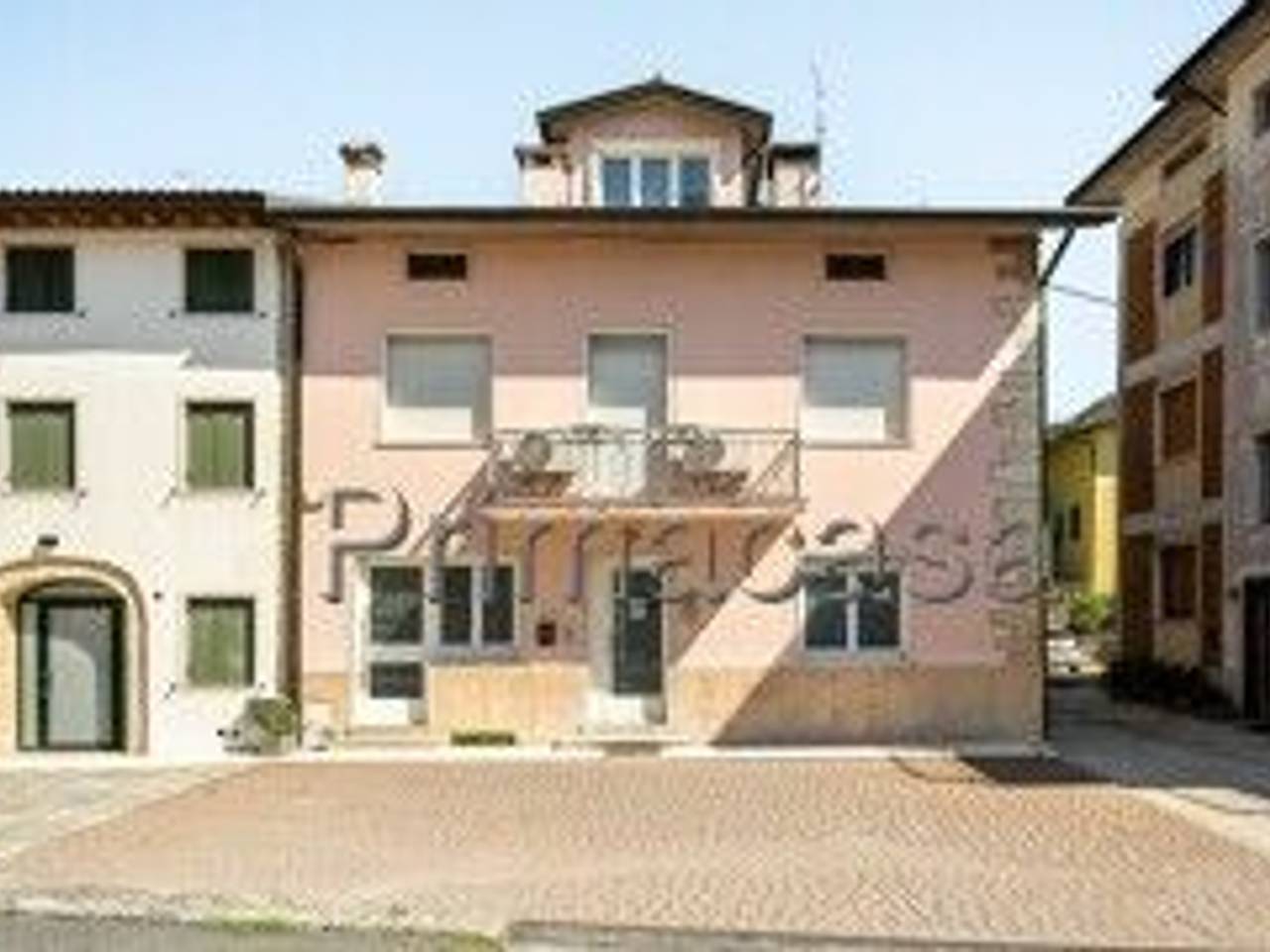 casa indipendente in vendita a Grezzana in zona Lugo