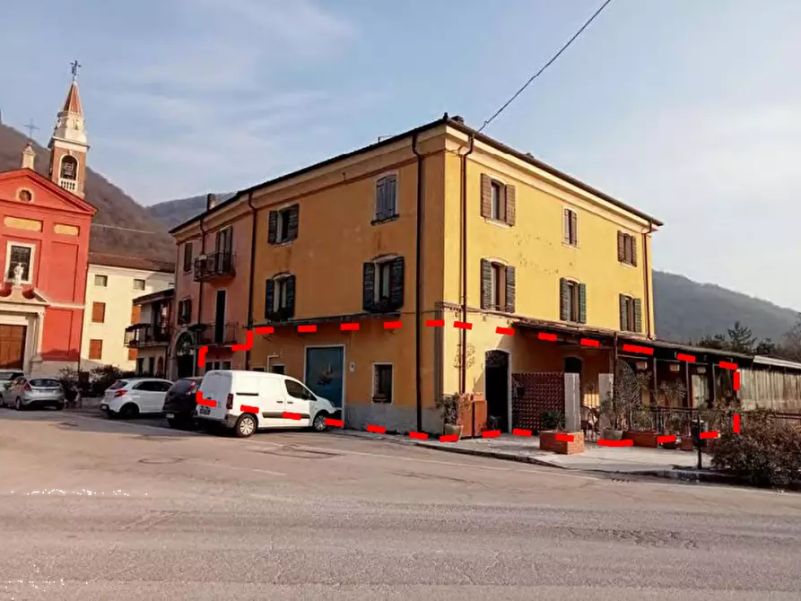 negozio in vendita a Grezzana in zona Stallavena