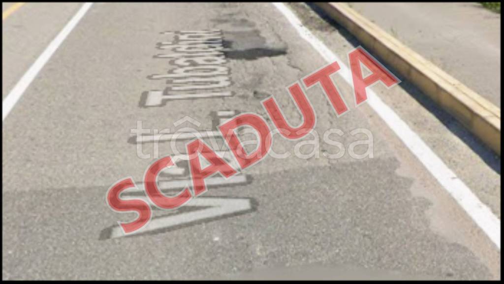 locale commerciale in vendita a Grezzana