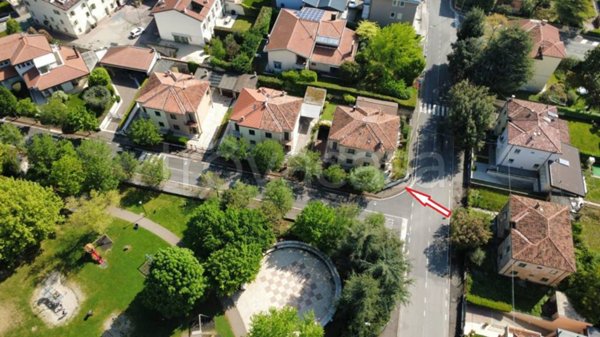 casa indipendente in vendita a Grezzana