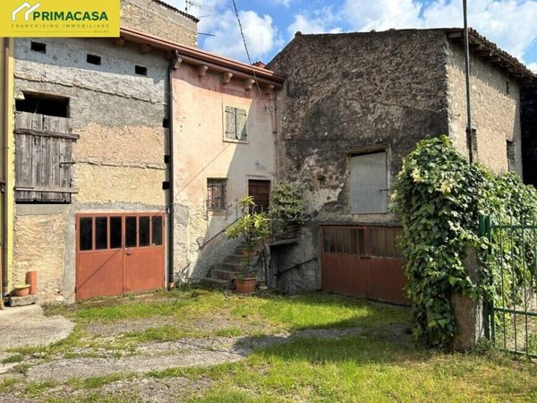 casa indipendente in vendita a Grezzana in zona Azzago