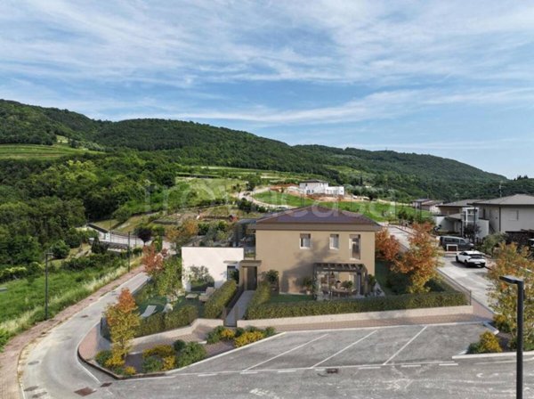 appartamento in vendita a Grezzana