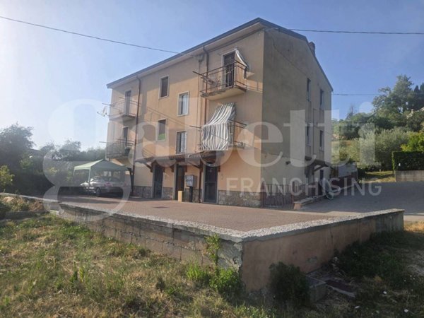 appartamento in vendita a Grezzana in zona Romagnano