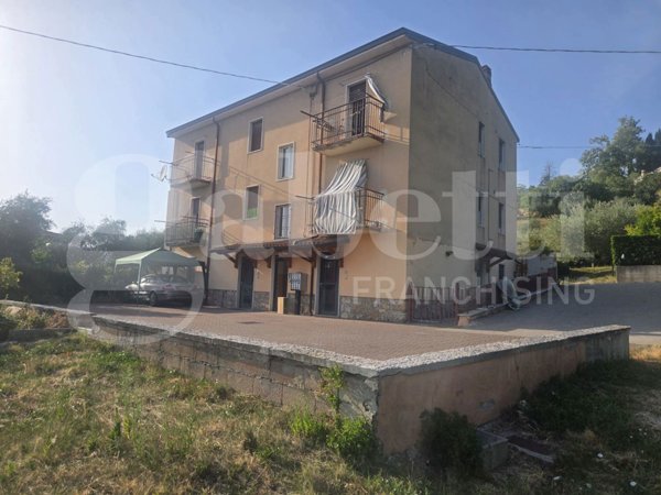 appartamento in vendita a Grezzana in zona Romagnano