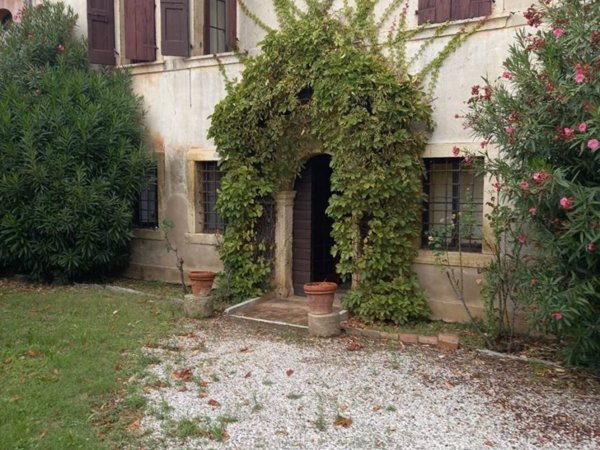 casa indipendente in vendita ad Illasi