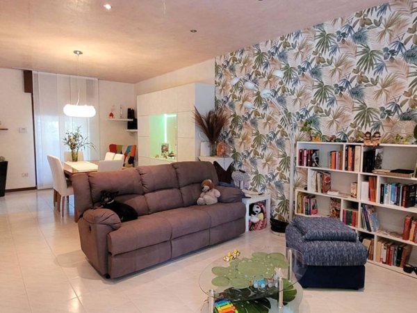 casa indipendente in vendita ad Illasi in zona Cellore