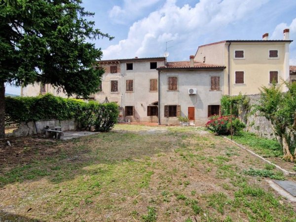 casa indipendente in vendita ad Illasi
