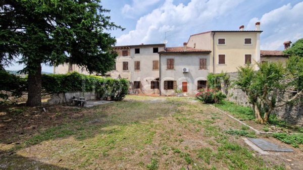 casa indipendente in vendita ad Illasi in zona Cellore