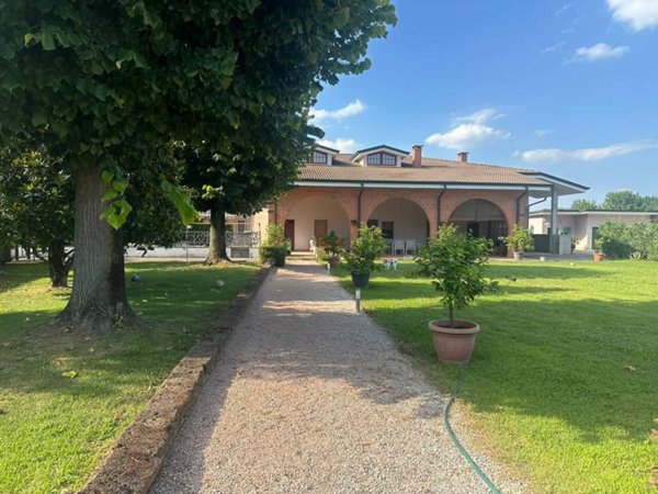 appartamento in vendita ad Isola della Scala