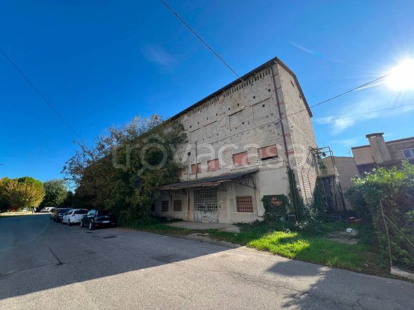 terreno edificabile in vendita ad Isola della Scala