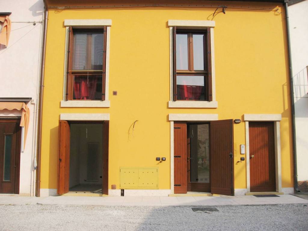appartamento in vendita ad Isola della Scala
