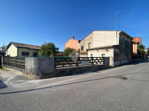 casa indipendente in vendita ad Isola della Scala