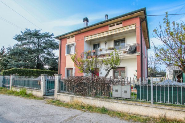 appartamento in vendita ad Isola della Scala