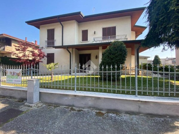 casa indipendente in vendita ad Isola della Scala