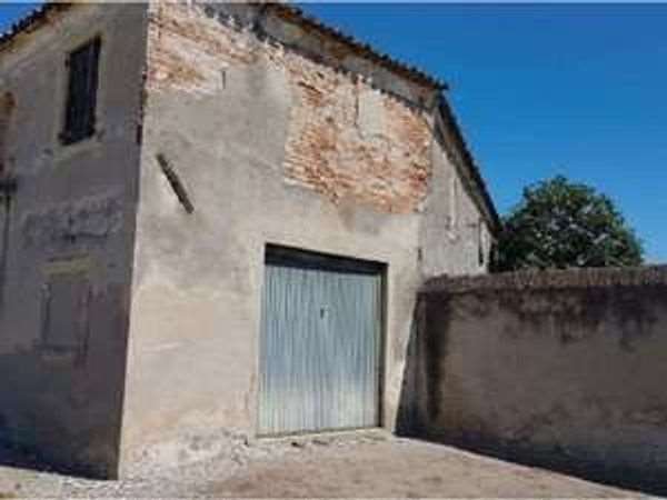 casale in vendita ad Isola della Scala