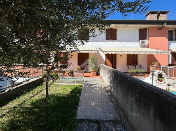 casa indipendente in vendita ad Isola della Scala