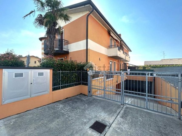 appartamento in vendita ad Isola della Scala