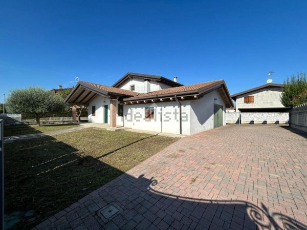 casa indipendente in vendita ad Isola della Scala