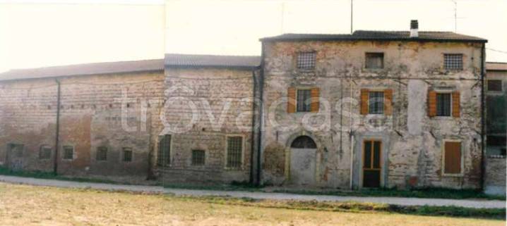 terreno edificabile in vendita ad Isola della Scala
