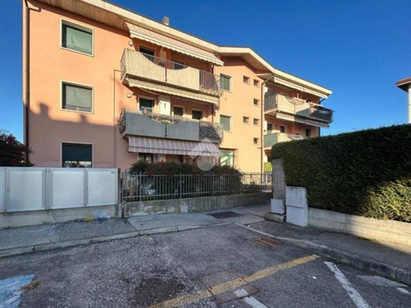 appartamento in vendita ad Isola della Scala