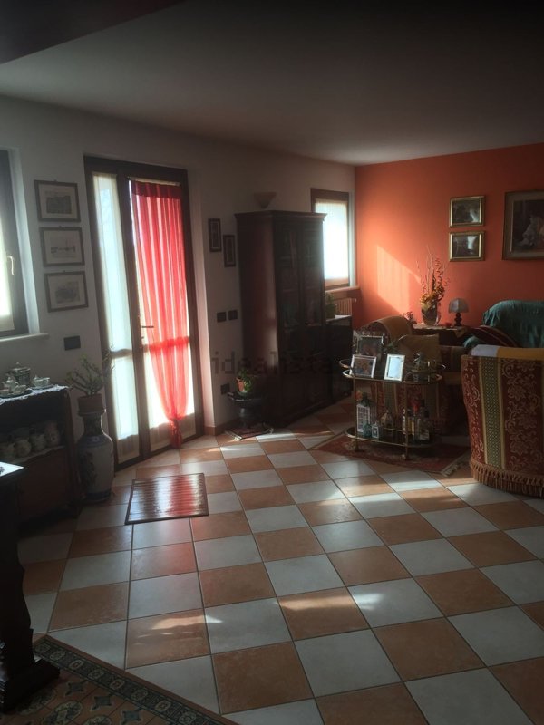 casa indipendente in vendita ad Isola della Scala