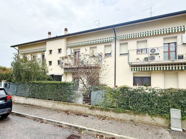 appartamento in vendita ad Isola della Scala