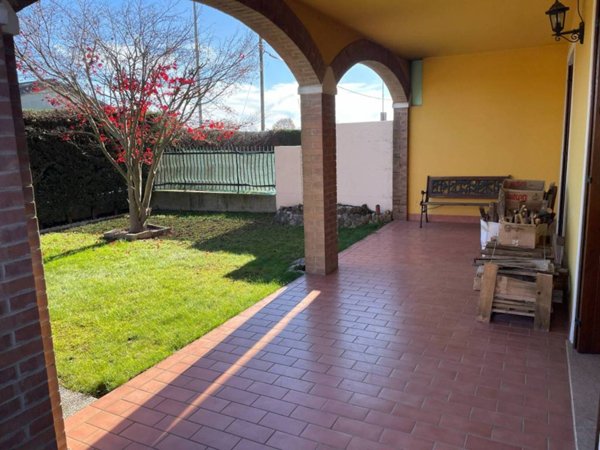 casa indipendente in vendita ad Isola della Scala