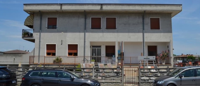 negozio in vendita ad Isola della Scala