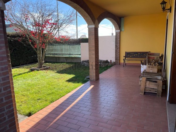 casa indipendente in vendita ad Isola della Scala