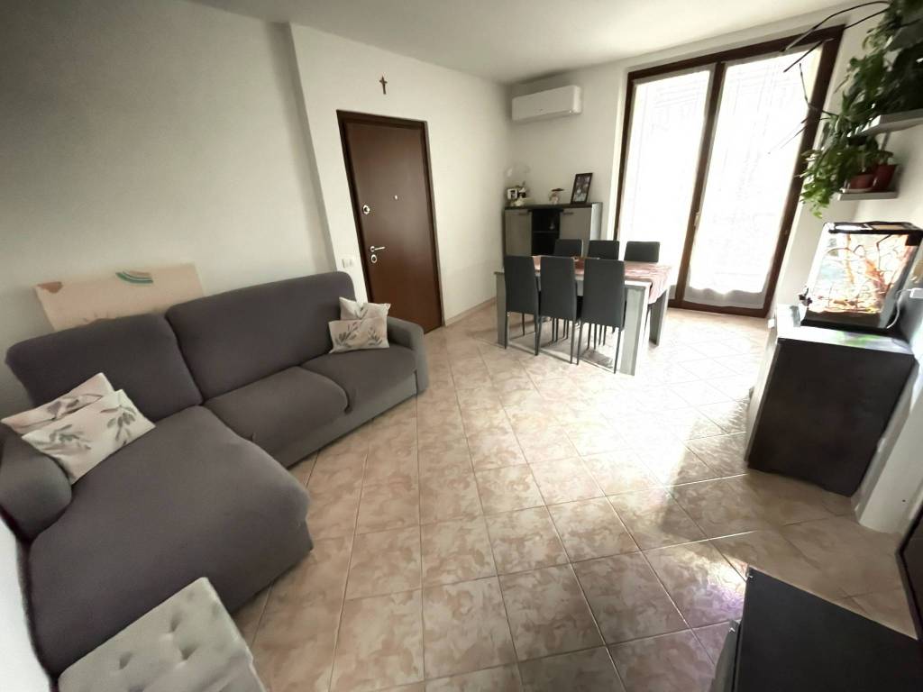 appartamento in vendita ad Isola della Scala